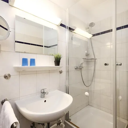 Haus Schleswig Kuestenanker Holm (Plon)